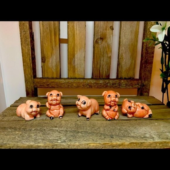 MIC Pink Pigs Mini Ceramic Vintage Figurines‎ - Picture 2 of 13